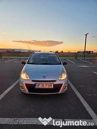 Second-hand Renault Clio GrandTour 68 CP (50 kW) 2010 Argintiu Break