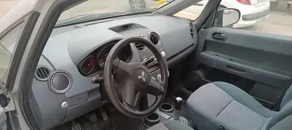 Utilizat 2007 Mitsubishi Colt Hatchback | 700 EUR - Imagine 1/4