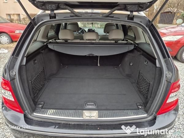 Second-hand Mercedes C200 Avantgarde 200 CP (147 kW) 2011 Break
