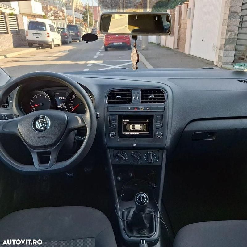 Culoarealb Second-hand 2015 VW Polo Allstar | 4.500 EUR (Preț OK) - Imagine 1/4