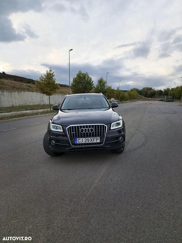 Culoarenegru Utilizat 2014 Audi Q5 S-Line SUV | 15.500 EUR (Scump) - Imagine 1/4