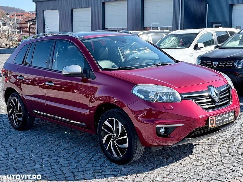 Second-hand Renault Koleos 173 CP (127 kW) 2015 Culoarerosu SUV