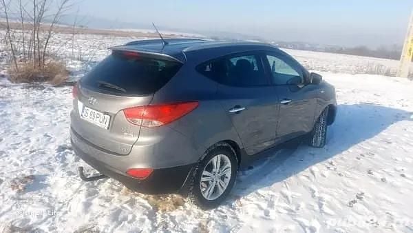 Gri Utilizat 2013 Hyundai ix35 SUV | 8.499 EUR (Preț bun) - Imagine 1/4