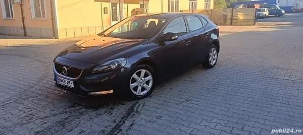 Albastru Utilizat 2017 Volvo V40 Break | 7.999 EUR (Preț bun) - Imagine 1/4