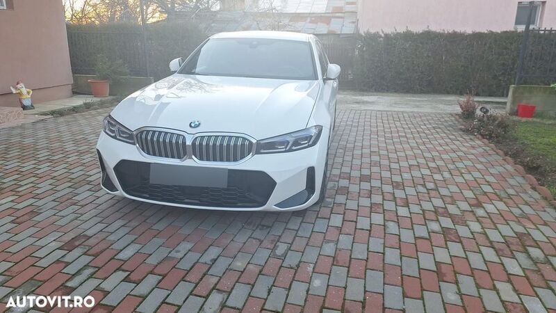 Alb Utilizat 2023 BMW 330 Berlinǎ | 38.000 EUR (Super Preț) - Imagine 1/4