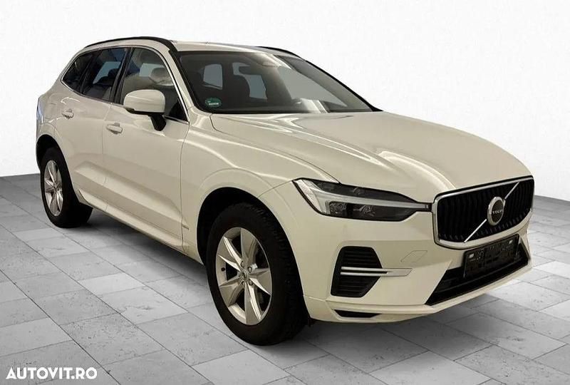 Second-hand Volvo XC60 Momentum 197 CP (144 kW) 2022 Culoarealb SUV