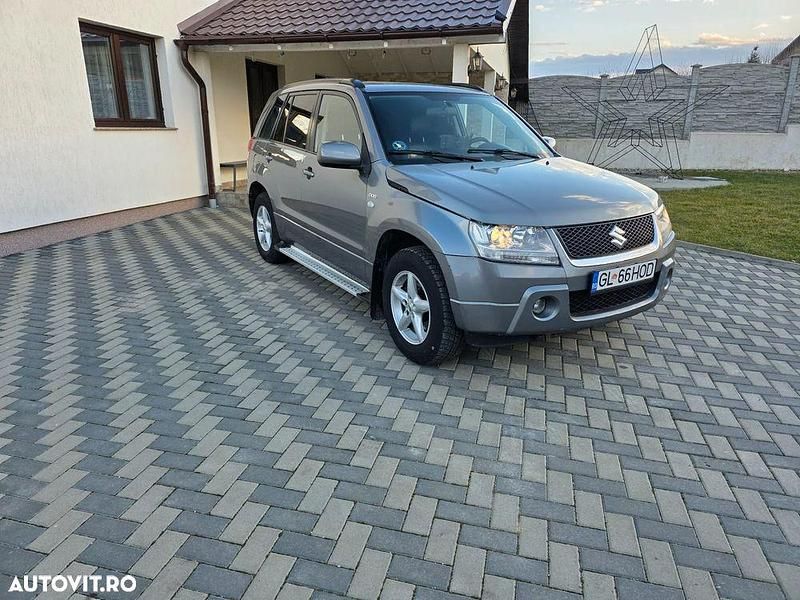 Second-hand Suzuki Grand Vitara Club 129 CP (94 kW) 2007 Culoaregri SUV