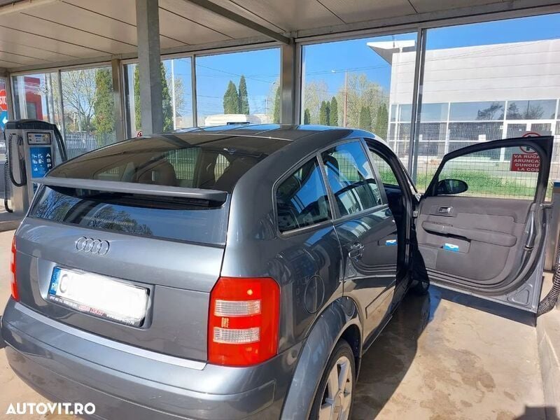 Second-hand Audi A2 55 CP (40 kW) 2002 Gri Hatchback