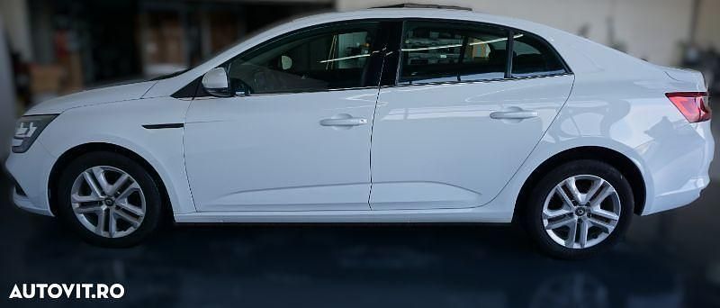 Second-hand Renault Mégane IV Zen 140 CP (102 kW) 2019 Culoarealb Berlinǎ