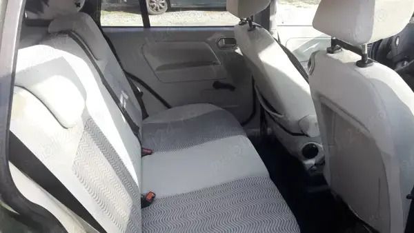 Utilizat 2006 Ford Fusion Berlinǎ | 1.000 EUR - Imagine 1/3