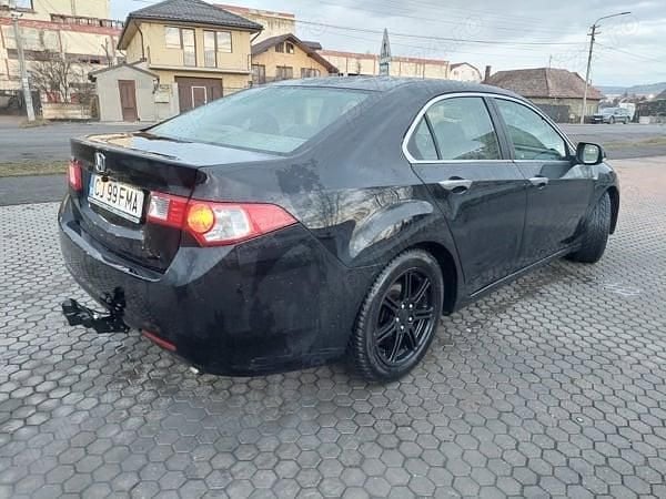 Utilizat 2009 Honda Accord Berlinǎ | 4.400 EUR (Preț OK) - Imagine 1/4