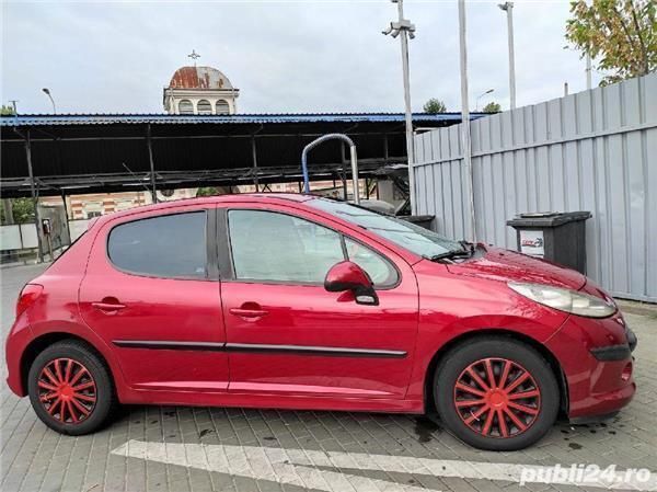 Rosu Utilizat 2007 Peugeot 207 Berlinǎ | 2.300 EUR - Imagine 1/4