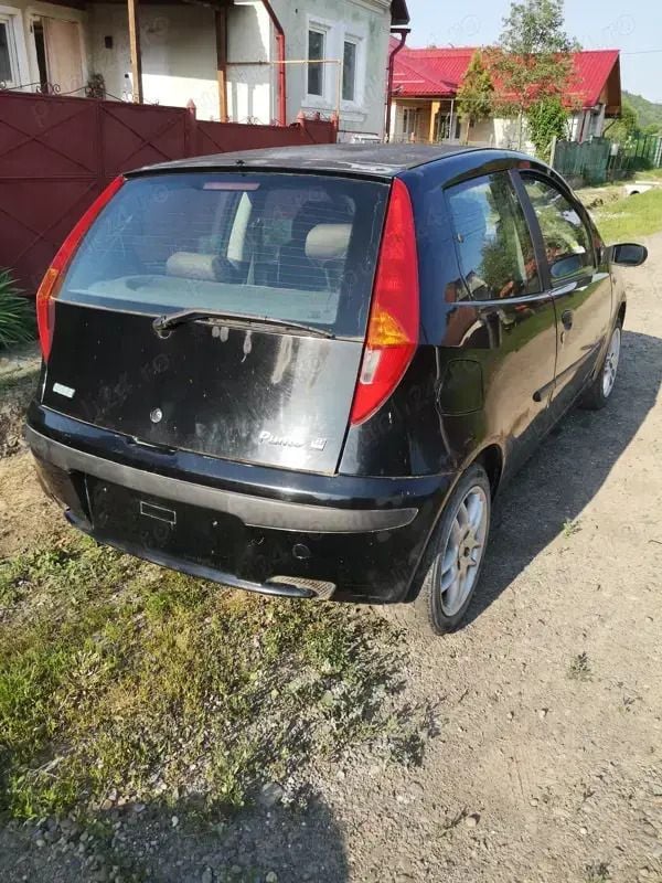 Utilizat 2002 Fiat Punto Hatchback | 1.500 EUR - Imagine 1/2
