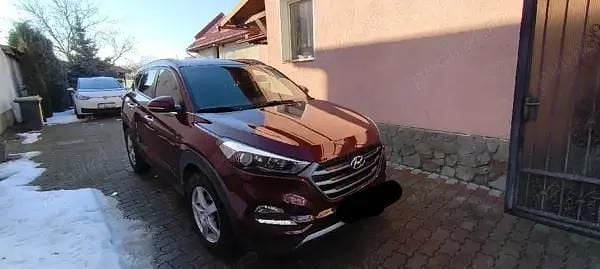 Second-hand Hyundai Tucson 136 CP (100 kW) 2016 Rosu SUV