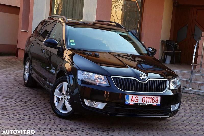 Second-hand Skoda Octavia Business Line 105 CP (77 kW) 2016 Culoarenegru Hatchback