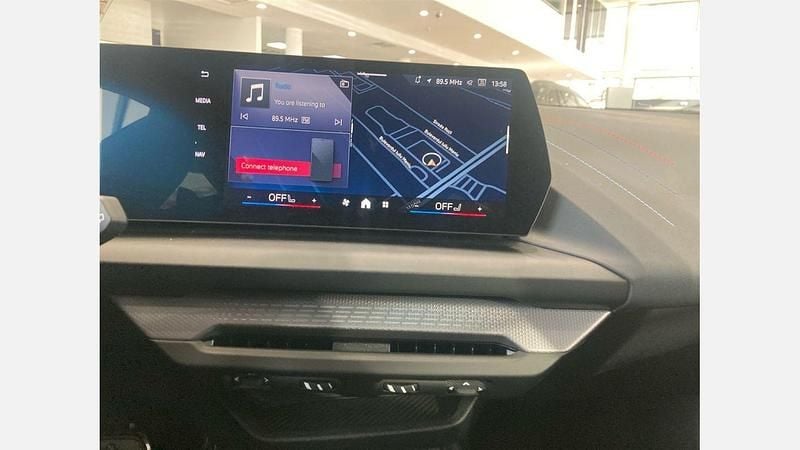 Second-hand BMW M135 Comfort Edition 317 CP (233 kW) 2025 Albastru tanzanite metalizat bmw individual metalizat Hatchback