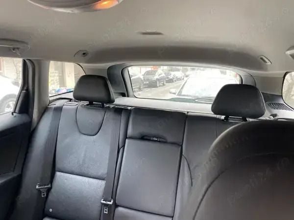 Utilizat 2014 Volvo XC60 SUV | 14.500 EUR (Puțin scump) - Imagine 1/4