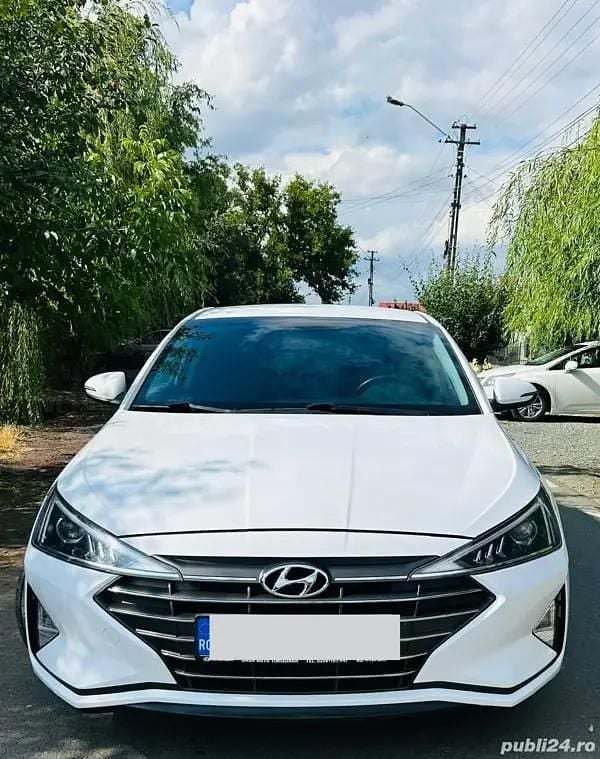 Utilizat 2019 Hyundai Elantra Berlinǎ | 13.500 EUR (Preț OK) - Imagine 1/4
