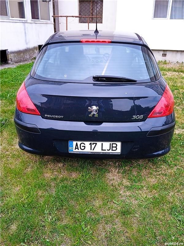 Second-hand Peugeot 308 65 CP (47 kW) 2011 Berlinǎ