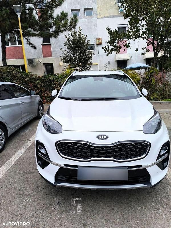 Culoarealb Utilizat 2019 Kia Sportage Style SUV | 16.989 EUR (Preț OK) - Imagine 1/4
