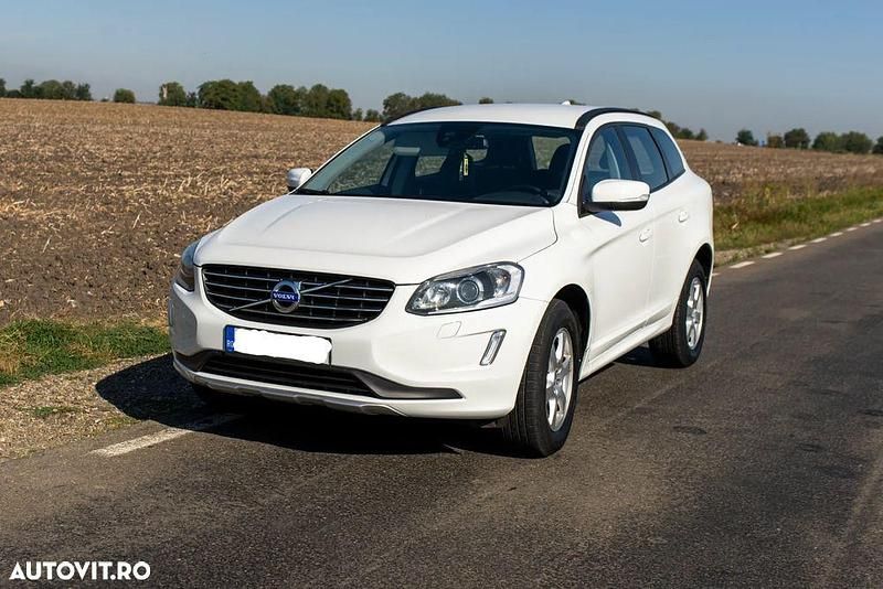 Culoarealb Utilizat 2015 Volvo XC60 Momentum SUV | 12.500 EUR (Super Preț) - Imagine 1/4