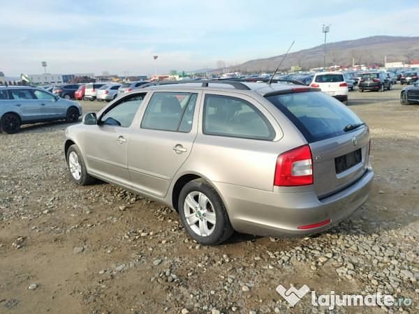 Second-hand Skoda Octavia 122 CP (89 kW) 2011 Maro Break