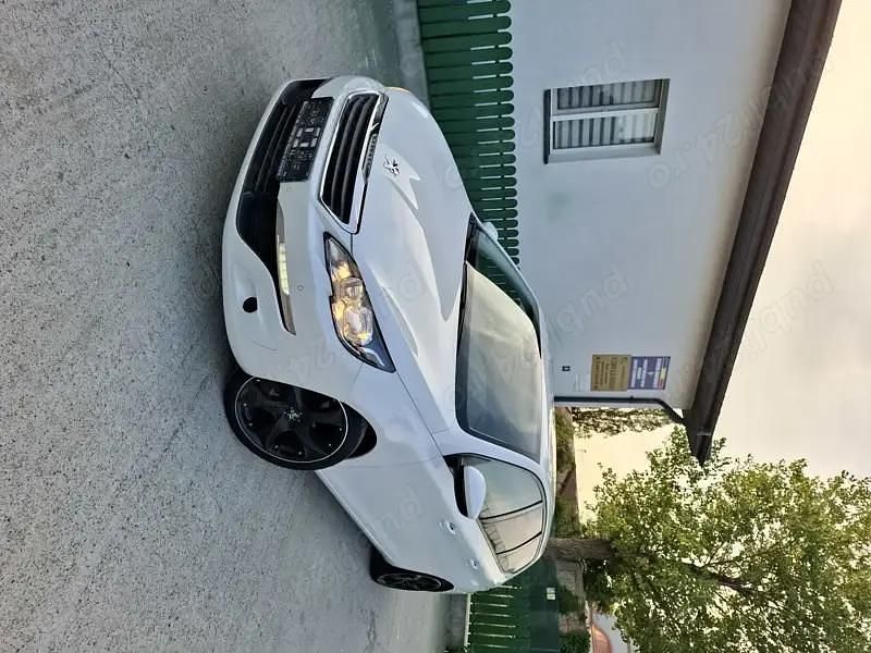 Utilizat 2014 Peugeot 308 Hatchback | 4.800 EUR (Preț OK) - Imagine 1/4