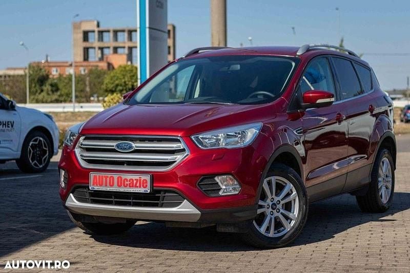 Culoarerosu Utilizat 2018 Ford Kuga Trend SUV | 12.887 EUR (Preț OK) - Imagine 1/4