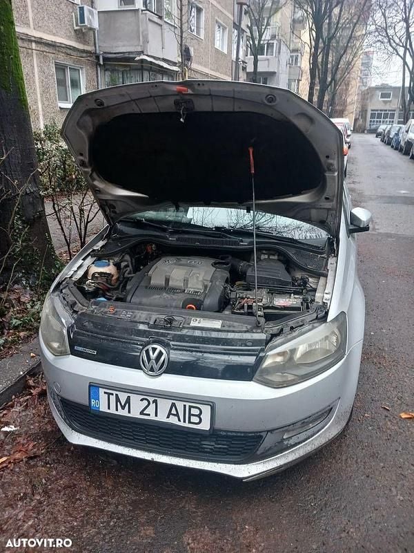 Second-hand VW Polo 75 CP (55 kW) 2010 Culoaregri Hatchback