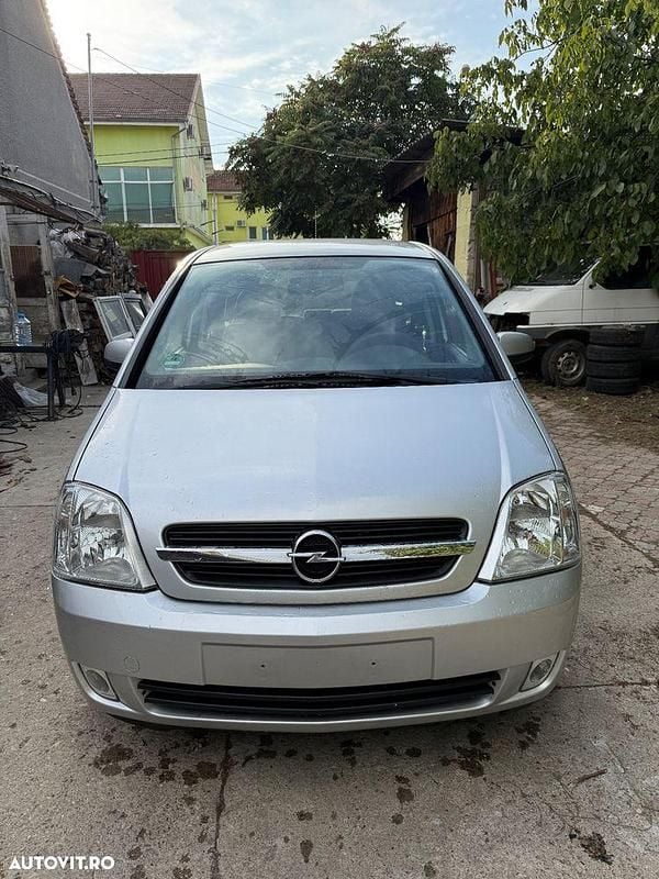 Culoaregri Utilizat 2004 Opel Meriva Monovolum | 1.900 EUR (Preț OK) - Imagine 1/4