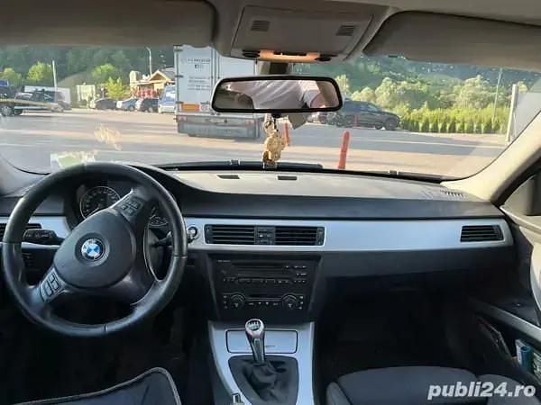 Utilizat 2006 BMW 320 Berlinǎ | 3.700 EUR (Preț OK) - Imagine 1/4