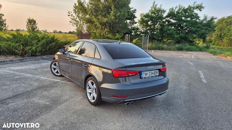 Second-hand Audi A3 Performance 184 CP (135 kW) 2018 Culoaregri Berlinǎ