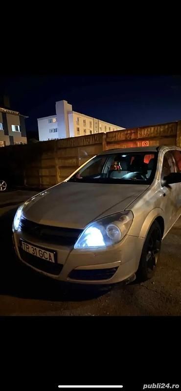 Utilizat 2005 Opel Astra Break | 1.750 EUR (Preț OK) - Imagine 1/4