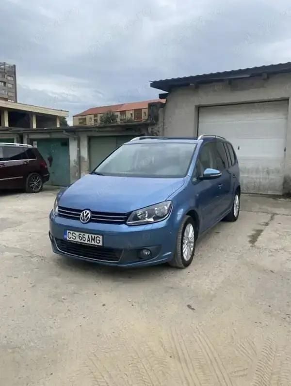 Utilizat 2015 VW Touran Cup Monovolum | 8.100 EUR (Preț OK) - Imagine 1/4