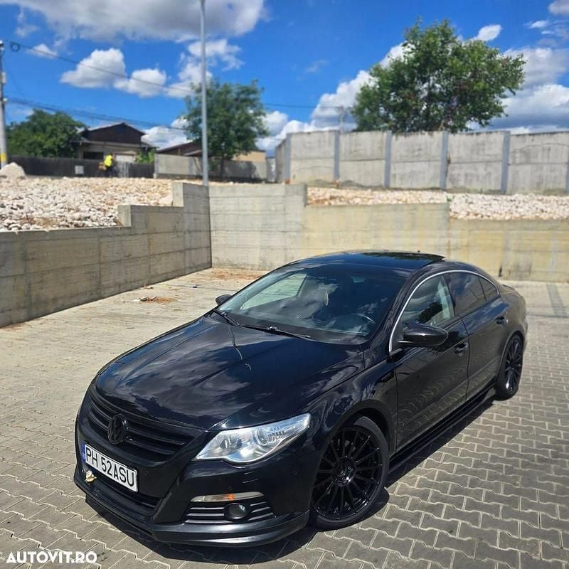 Culoarenegru Utilizat 2010 VW Passat Individual Berlinǎ | 7.700 EUR (Scump) - Imagine 1/4