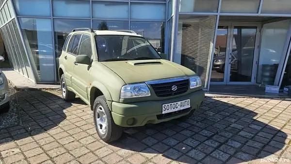 Second-hand Suzuki Grand Vitara 109 CP (80 kW) 2004 Verde SUV