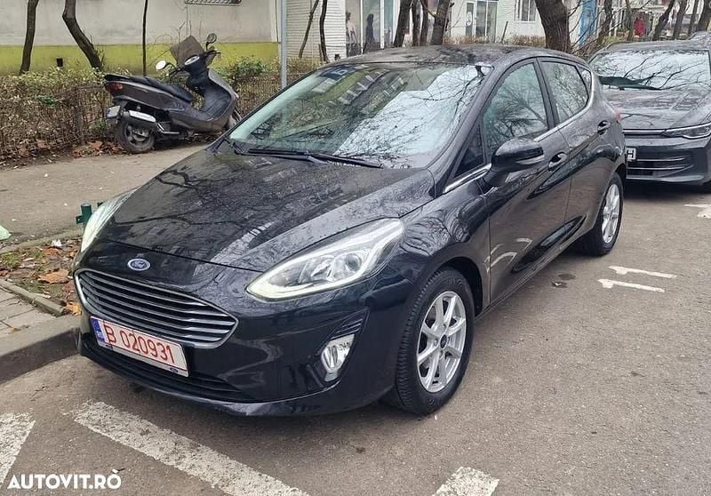 Culoarenegru Utilizat 2021 Ford Fiesta Hatchback | 8.400 EUR (Preț OK) - Imagine 1/4