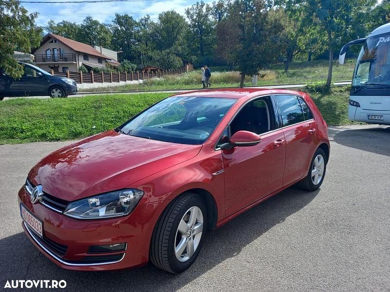 Culoarealte culori Utilizat 2016 VW Golf VII LOUNGE Hatchback | 9.990 EUR (Preț bun) - Imagine 1/4