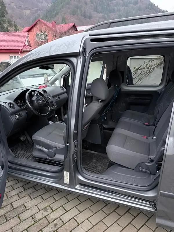 Second-hand VW Caddy 102 CP (75 kW) 2013 Monovolum