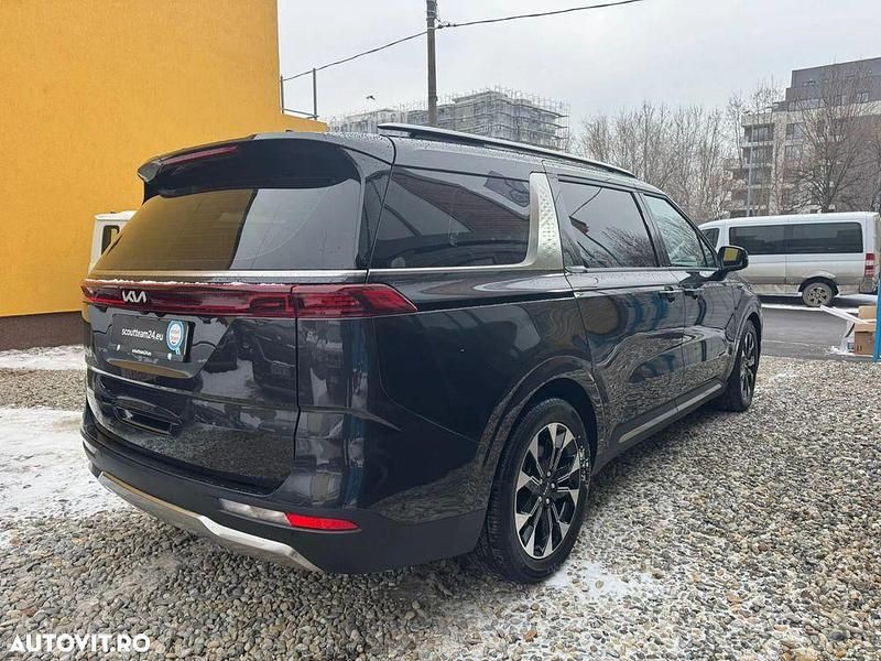 Second-hand Kia Carnival 200 CP (147 kW) 2023 Culoaregri Monovolum