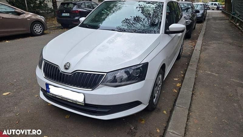 Culoarealb Utilizat 2017 Skoda Fabia Break | 7.600 EUR (Preț OK) - Imagine 1/4