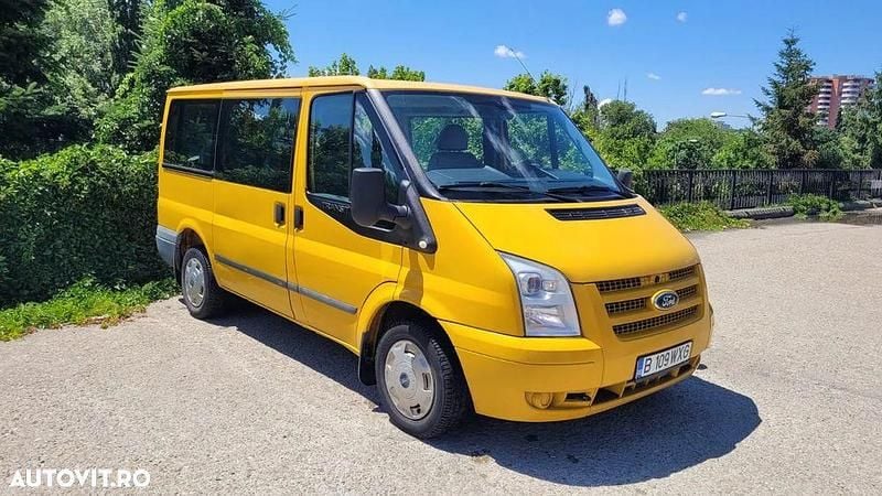 Culoaregalbeuriu Utilizat 2010 Ford Transit Monovolum | 5.999 EUR (Preț OK) - Imagine 1/4