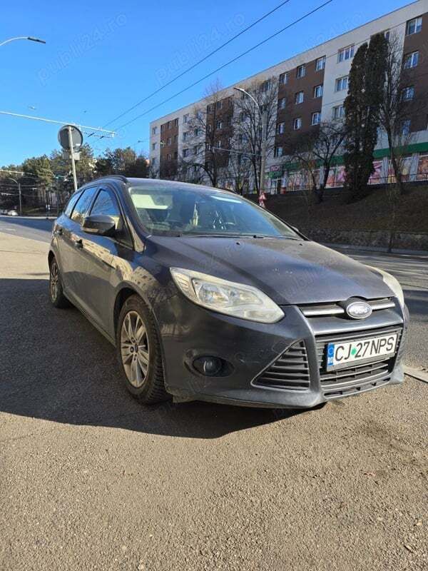 Gri Utilizat 2013 Ford Focus Break | 3.200 EUR (Preț OK) - Imagine 1/4