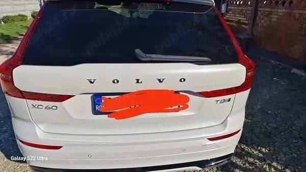 Second-hand 2018 Volvo XC60 SUV | 25.000 EUR (Super Preț) - Imagine 1/4