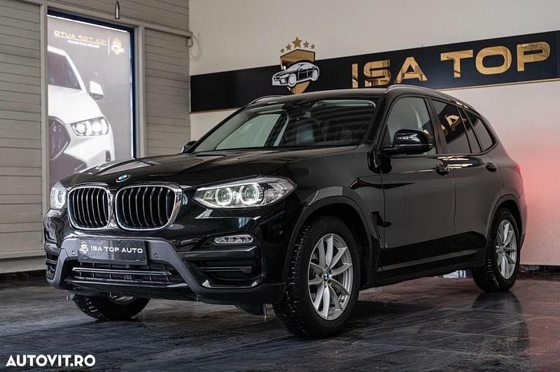 Culoarenegru Utilizat 2019 BMW X3 xLine SUV | 25.500 EUR (Preț bun) - Imagine 1/4