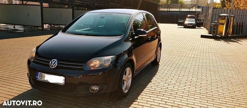 Culoarenegru Utilizat 2010 VW Golf Plus Comfortline Monovolum | 3.300 EUR - Imagine 1/4
