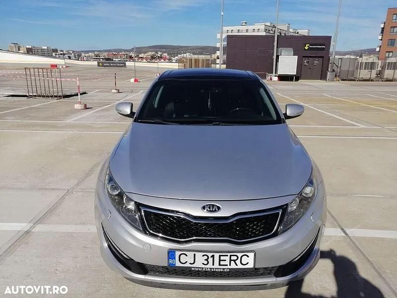 Second-hand Kia Optima Spirit 136 CP (100 kW) 2013 Culoaregri Hatchback