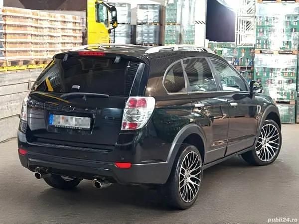 Second-hand Chevrolet Captiva 150 CP (110 kW) 2008 Negru SUV