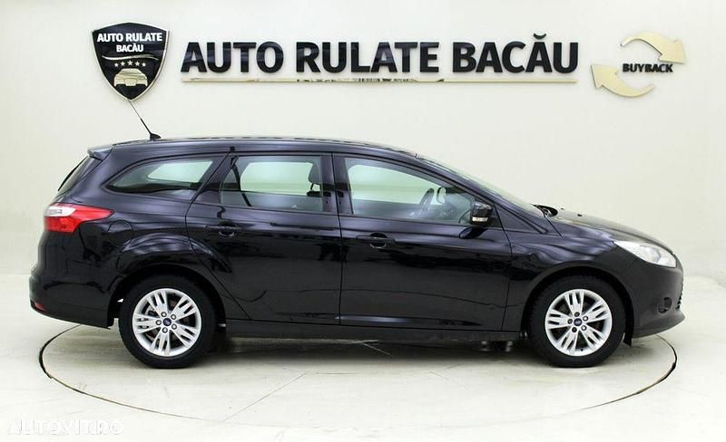 Second-hand Ford Focus 95 CP (69 kW) 2012 Negru Break