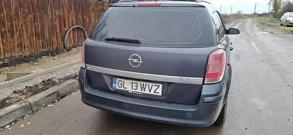 Second-hand Opel Astra 90 CP (66 kW) 2006 Hatchback